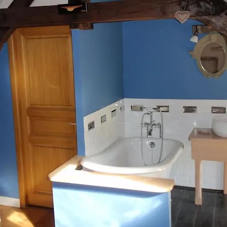 Atelier // Piscine A Debordement Holiday home *