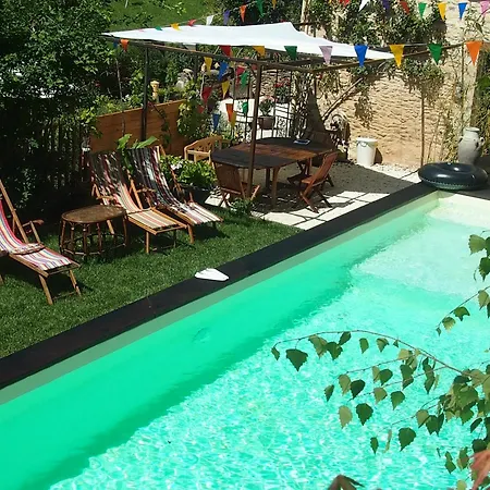 Atelier // Piscine A Debordement Holiday home