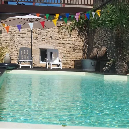Atelier // Piscine A Debordement