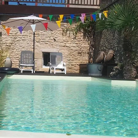 Atelier // Piscine A Debordement